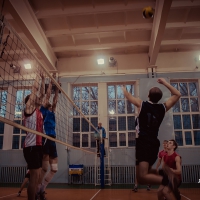 Волейбол между факультетами (фото: Тренин Дмитрий)