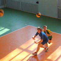 Тренировки мужской сборной команды ЮУрГУ по волейболу (фото: Татьяна Зайцева)